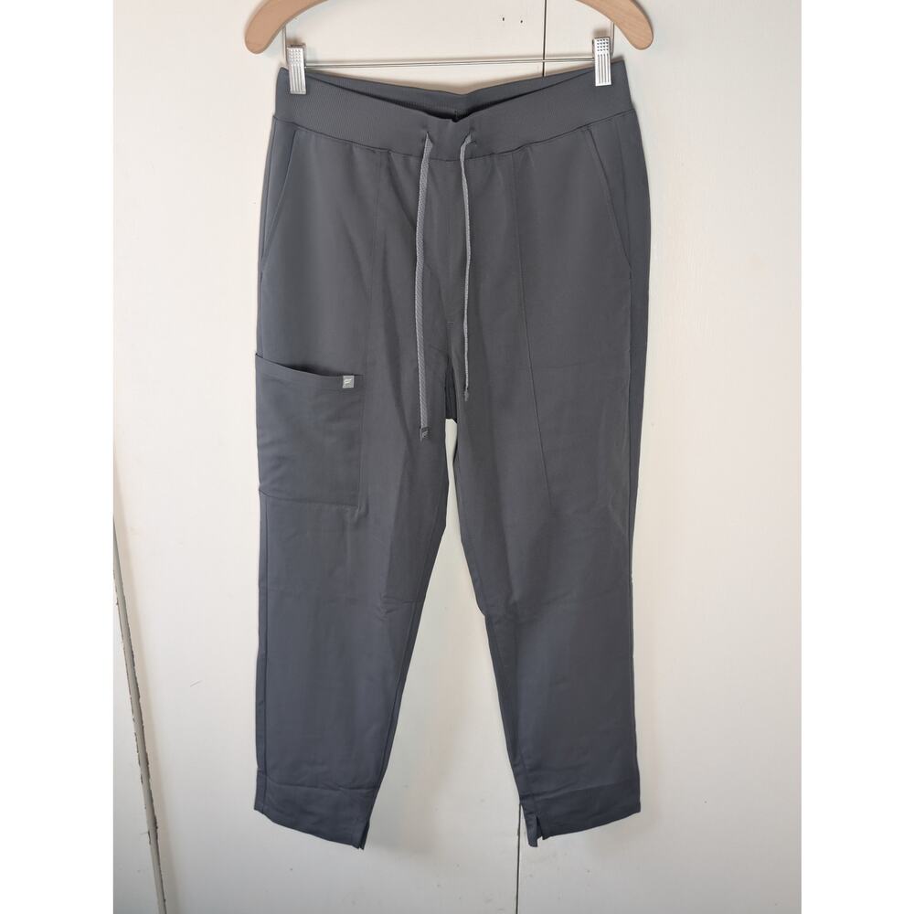 Fabletics Gray Scrub Pants Medium Short - image 8